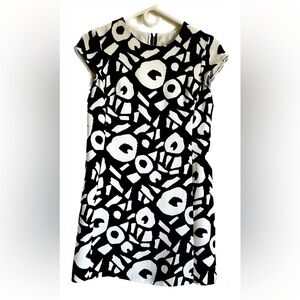 LOFT Geometric Patterned Mini Dress with Pockets | Deep Navy & White | 0…